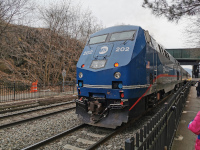 Metro North 202, a P32AC-DM, was our motive power at the back of the train